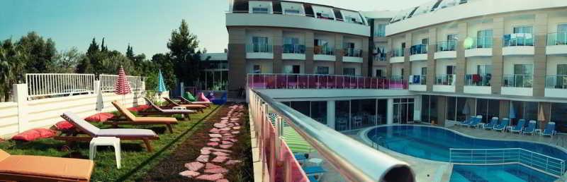 Hotel Dickman Elite Side